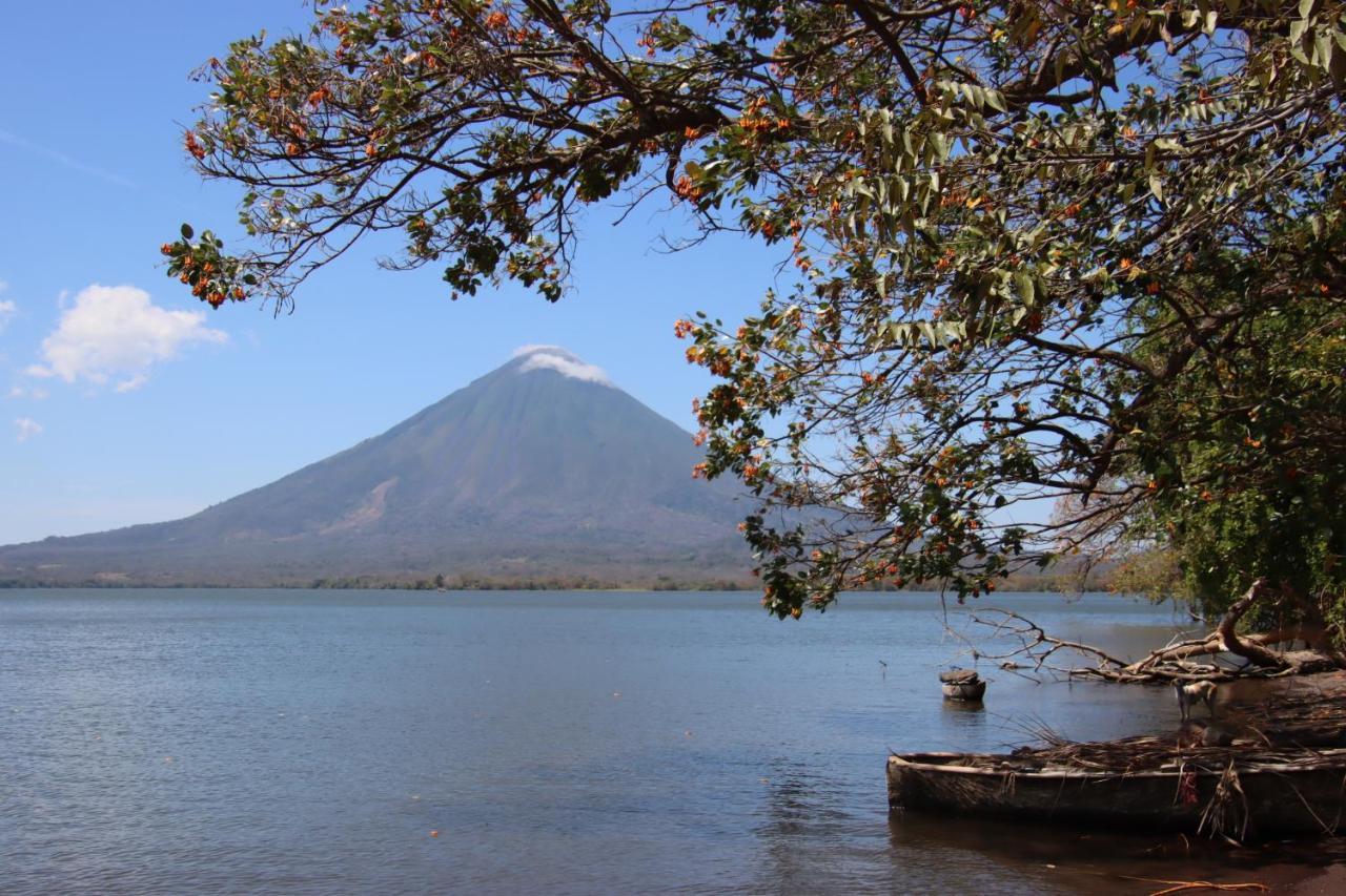 La Sirenita - Ometepe Hotel Altagracia Bagian luar foto