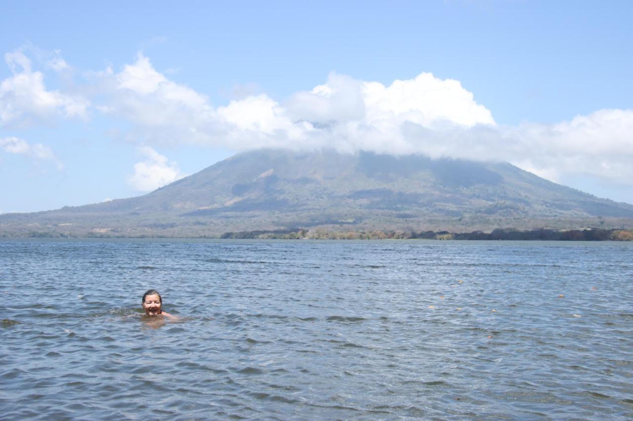 La Sirenita - Ometepe Hotel Altagracia Bagian luar foto